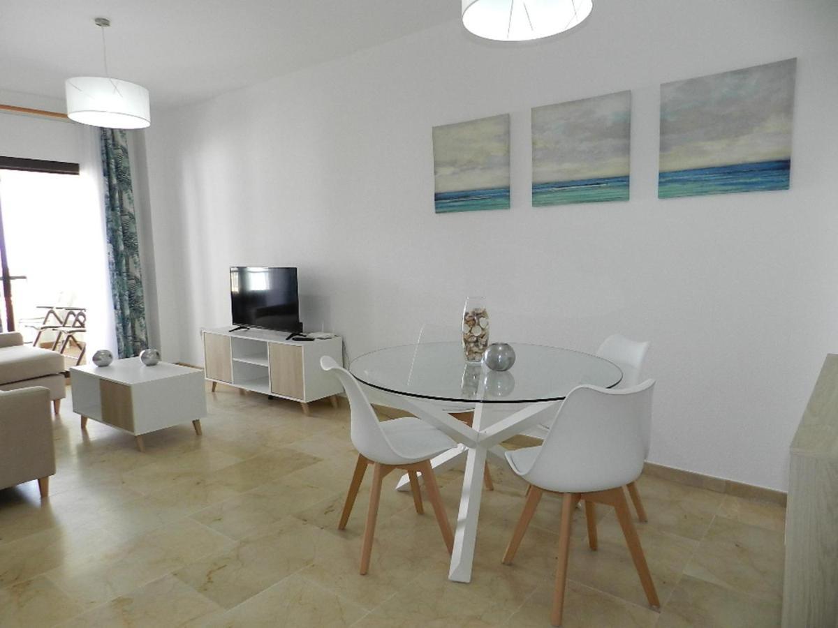 Appartamento Stunning Views Await You In Marina De La Duquesa Castillo de Sabinillas Esterno foto