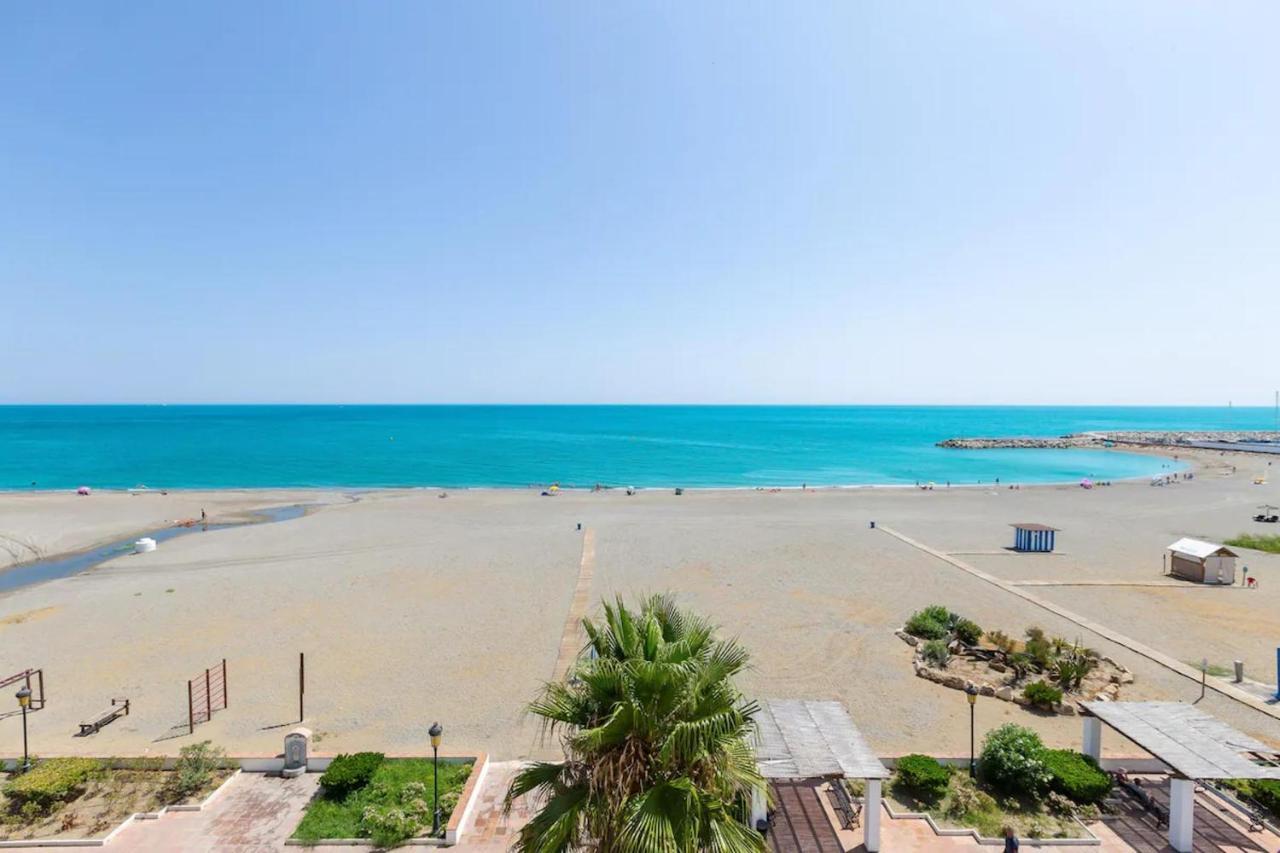 Appartamento Stunning Views Await You In Marina De La Duquesa Castillo de Sabinillas Esterno foto